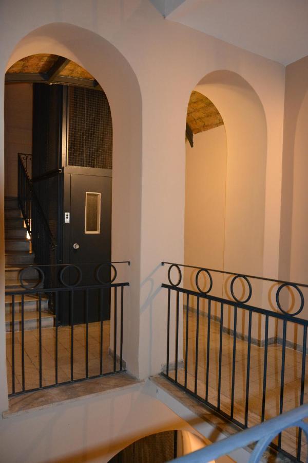 Mirhome Apartment Rom Exteriör bild